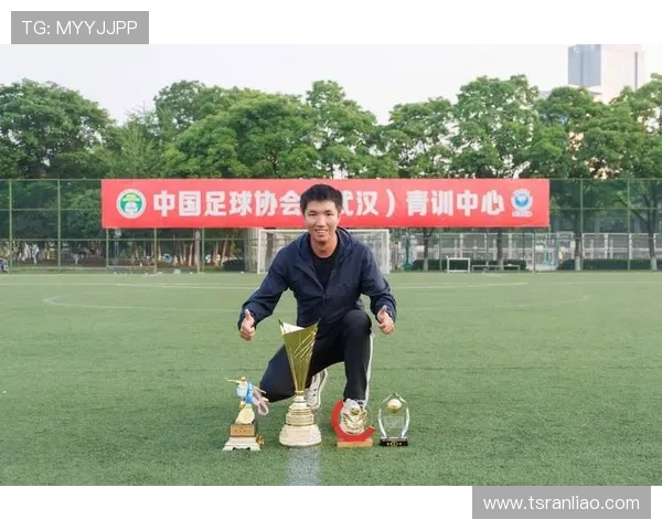 武汉青训足球明星崛起之路探索年轻才俊的成长与未来发展潜力